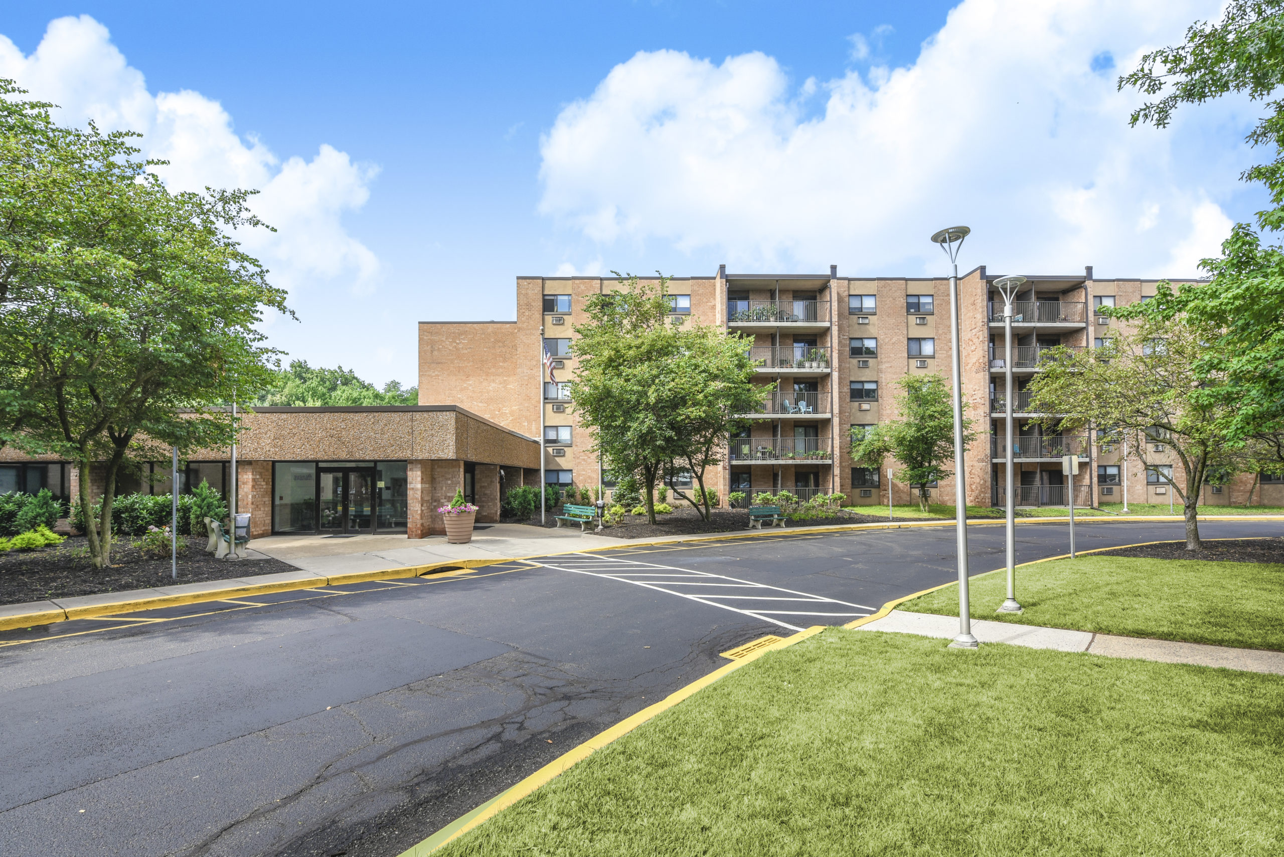 Menlo Manor Avanath Capital Management, LLC.