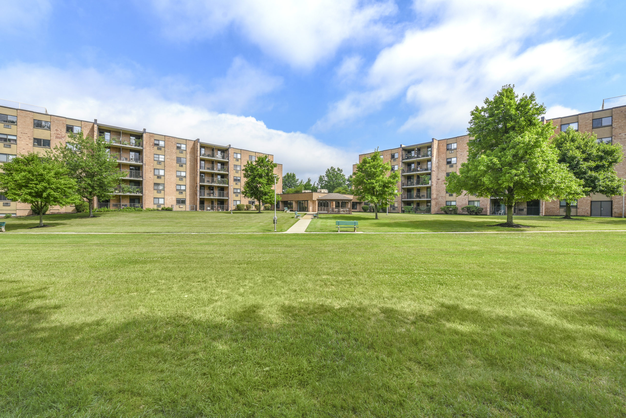 Menlo Manor Avanath Capital Management, LLC.