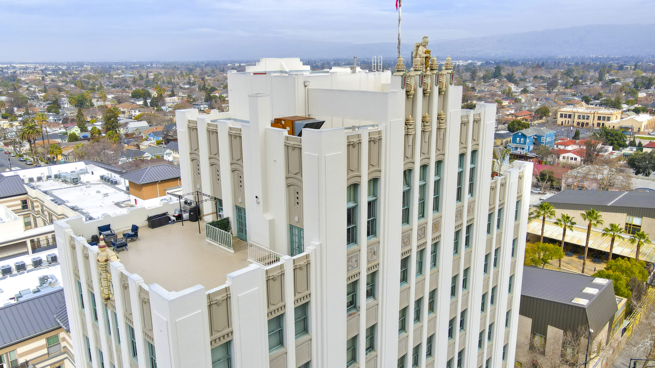 vintage tower avanath capital management llc